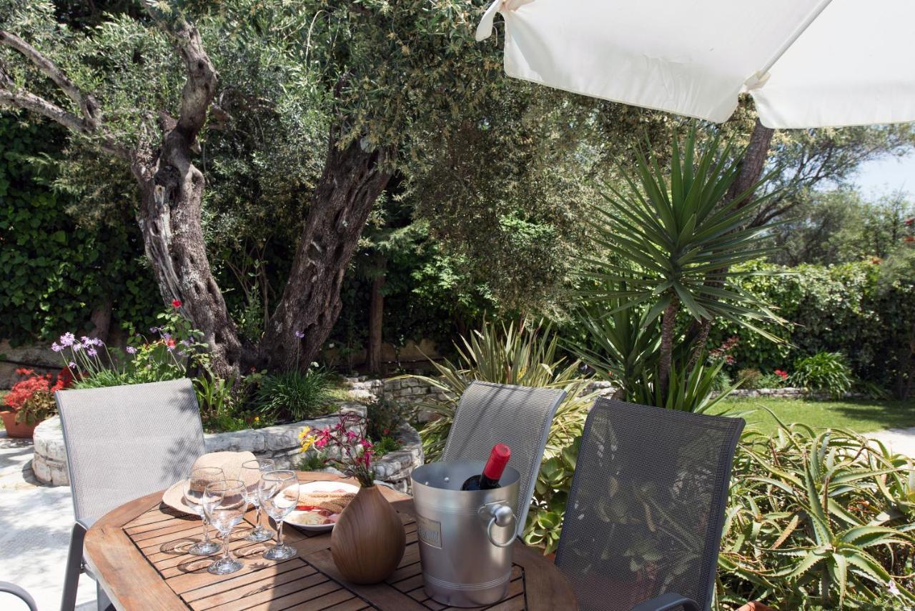 Villa Apleton Kassiopi Eksteriør billede
